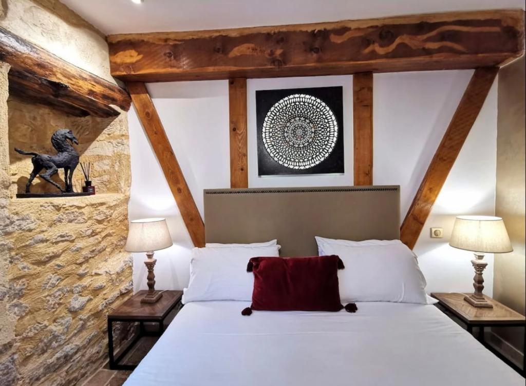 Cocon De Charme Au Pied De La Cite Wifi Et Linge Apartment